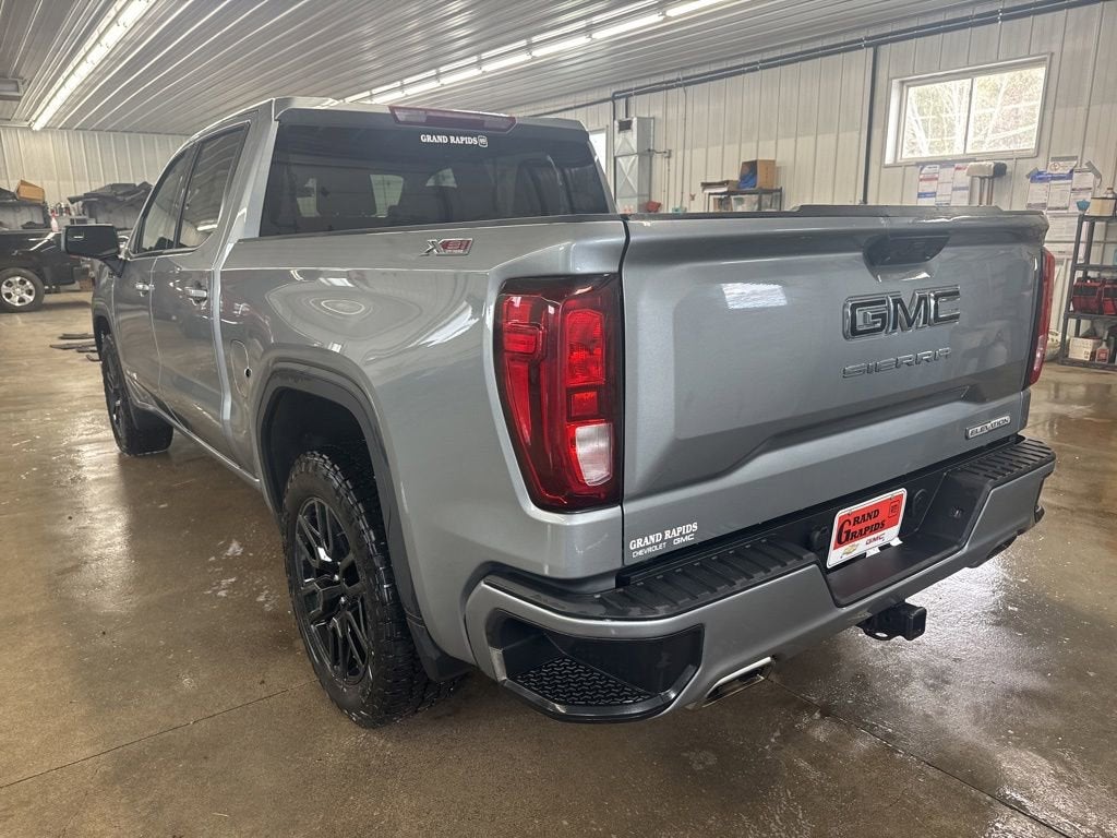 2023 GMC Sierra 1500 — rear three-quarter view
