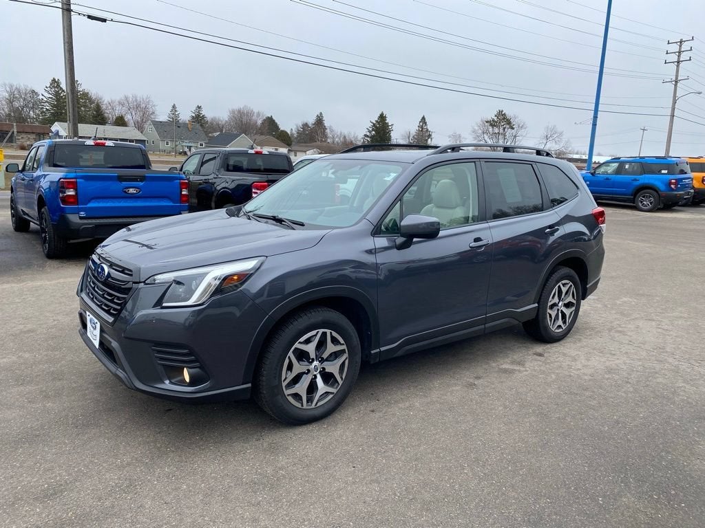 2022 Subaru Forester Premium in Magnetite Gray Metallic — front three-quarter view
